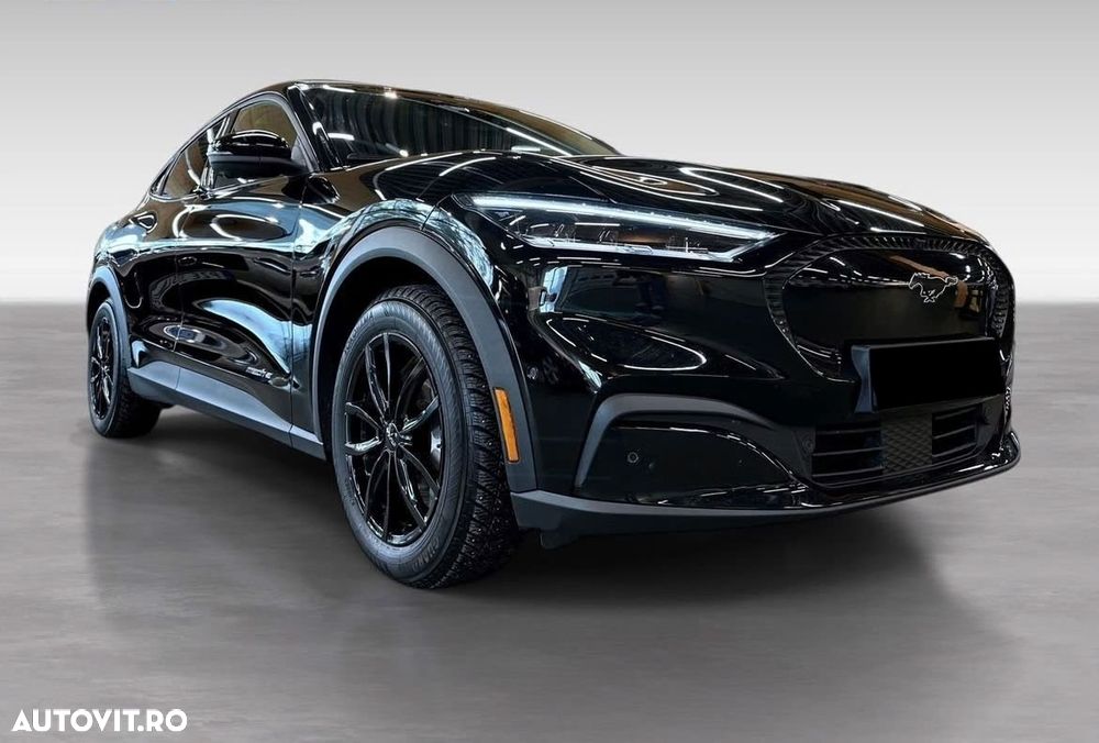 Ford Mustang Mach-E Standard - 4
