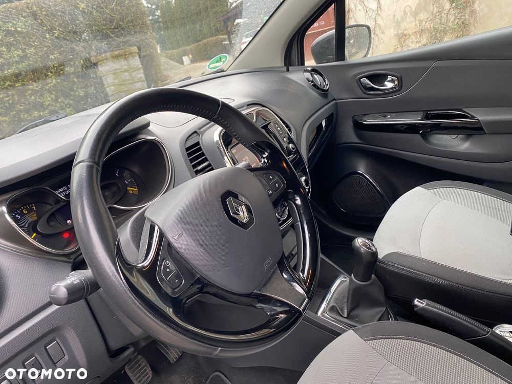 Renault Captur (ENERGY) TCe 90 BOSE EDITION - 33