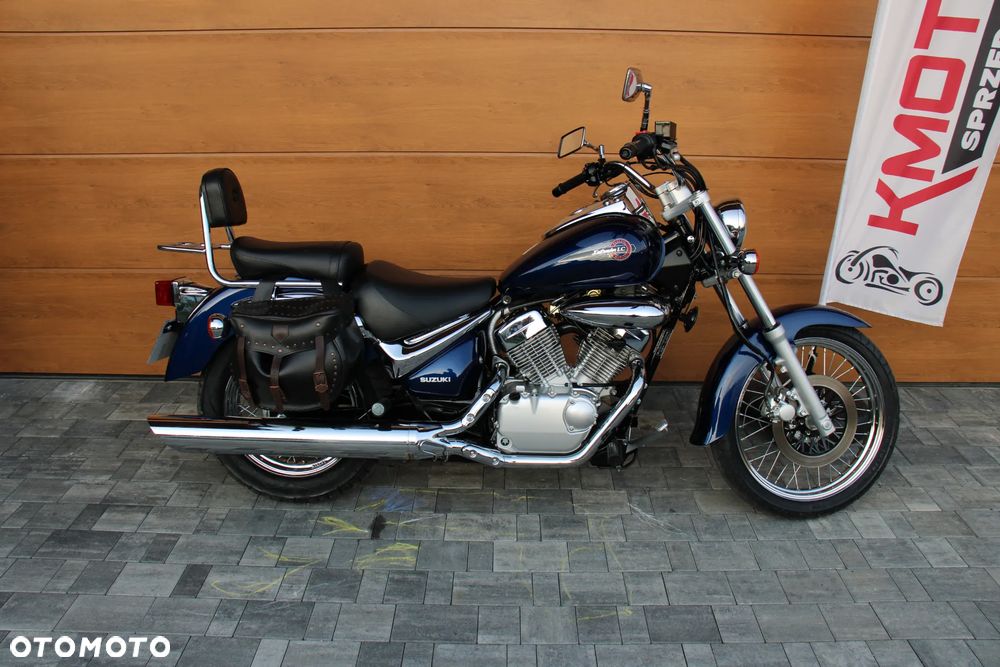 Suzuki Intruder - 36