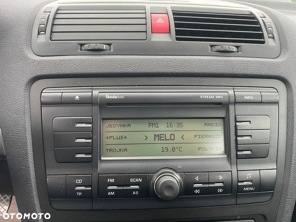 Skoda Octavia 1.6 FSI Classic - 12