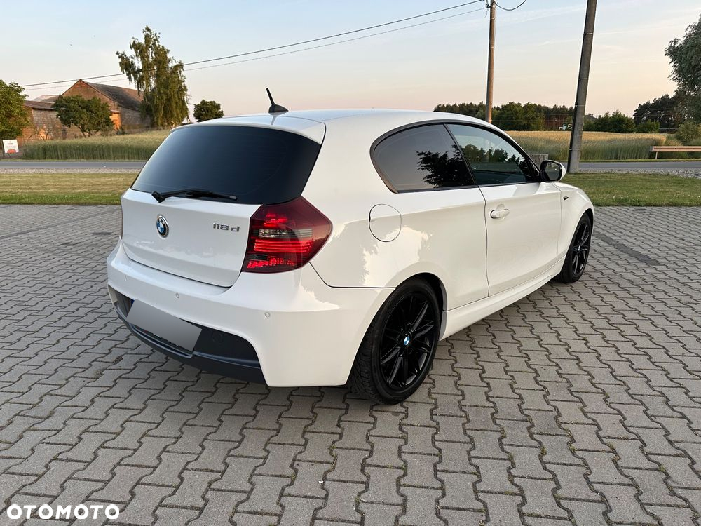 BMW Seria 1 118d Sport Line - 9