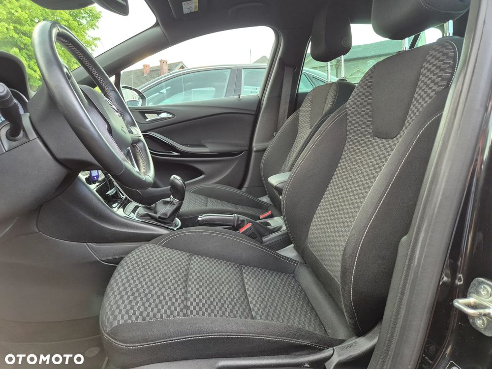Opel Astra 1.6 Turbo Start/Stop Dynamic - 19