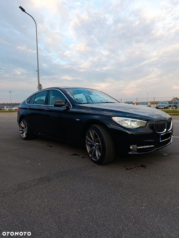 BMW 5GT - 3