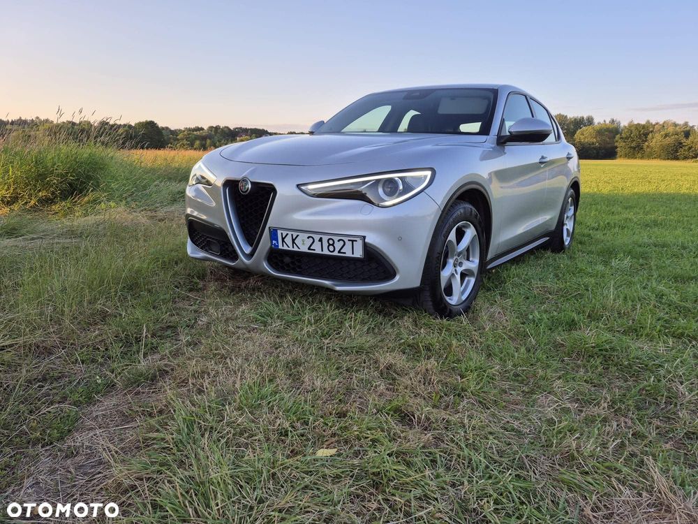 Alfa Romeo Stelvio 2.2 JTDM - 9