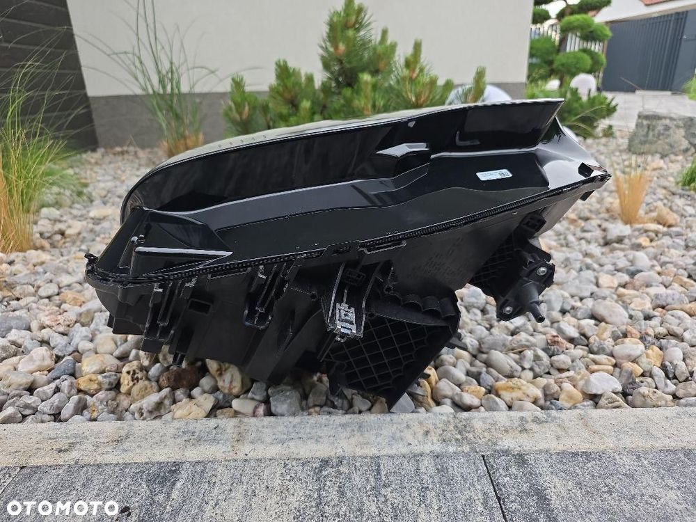 BMW 2 G42 GRAND COUPE Lampa prawa przód Full Led Adaptive 5A320F4-08 Złota - 9