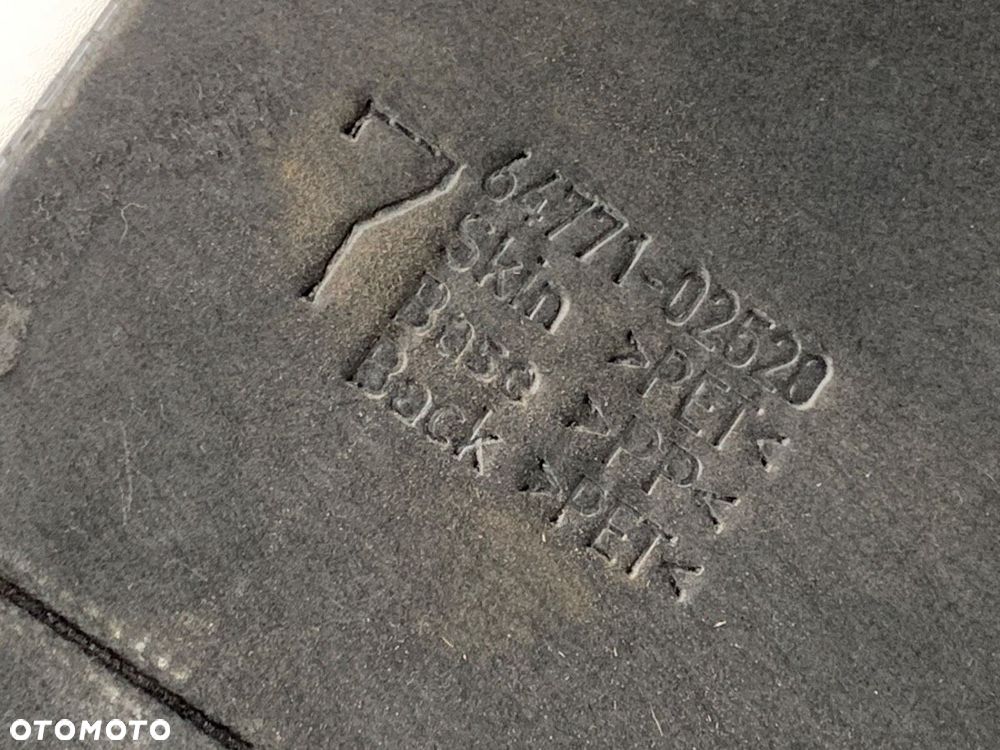 WYKŁADZINA BAGAŻNIKA  TOYOTA COROLLA sedan (_E21_) 2019 - 2022 1.8 VVTi Hybrid (ZWE211, MZEA12) 72 - 4