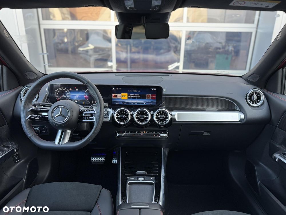 Mercedes-Benz GLB 200 d 4-Matic AMG Line 8G-DCT - 15