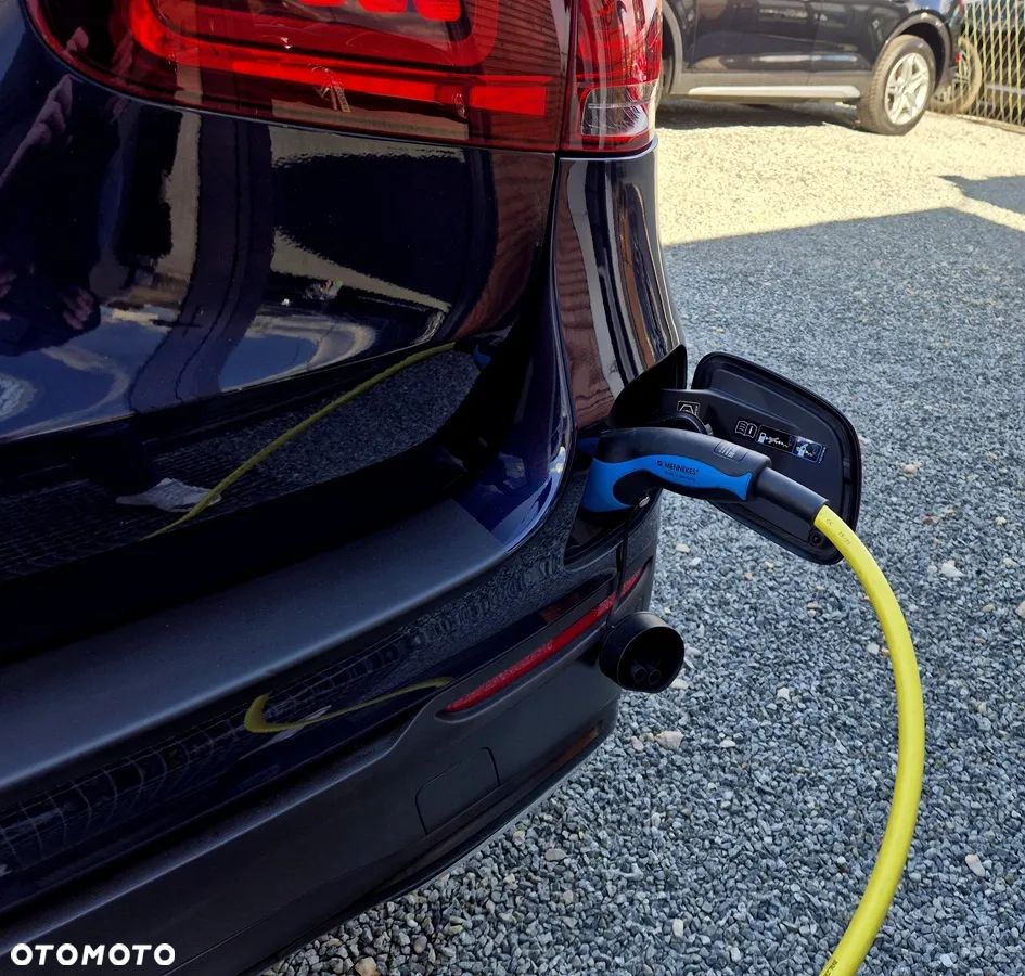 Mercedes-Benz GLC - 34