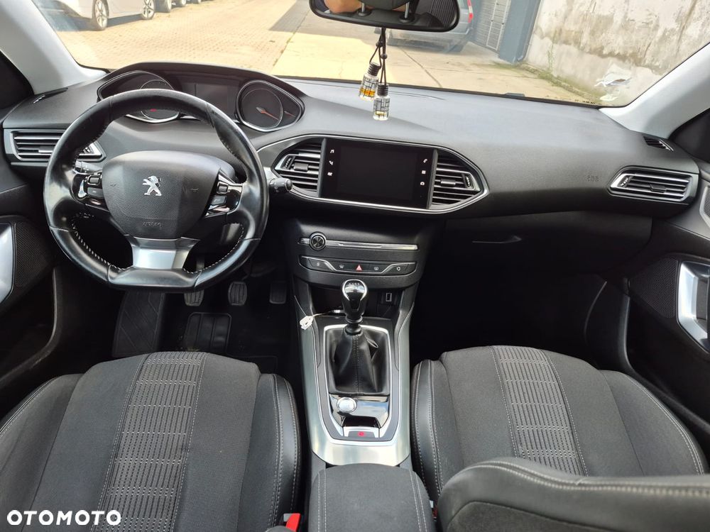 Peugeot 308 BlueHDi 130 Stop & Start GT Pack - 5