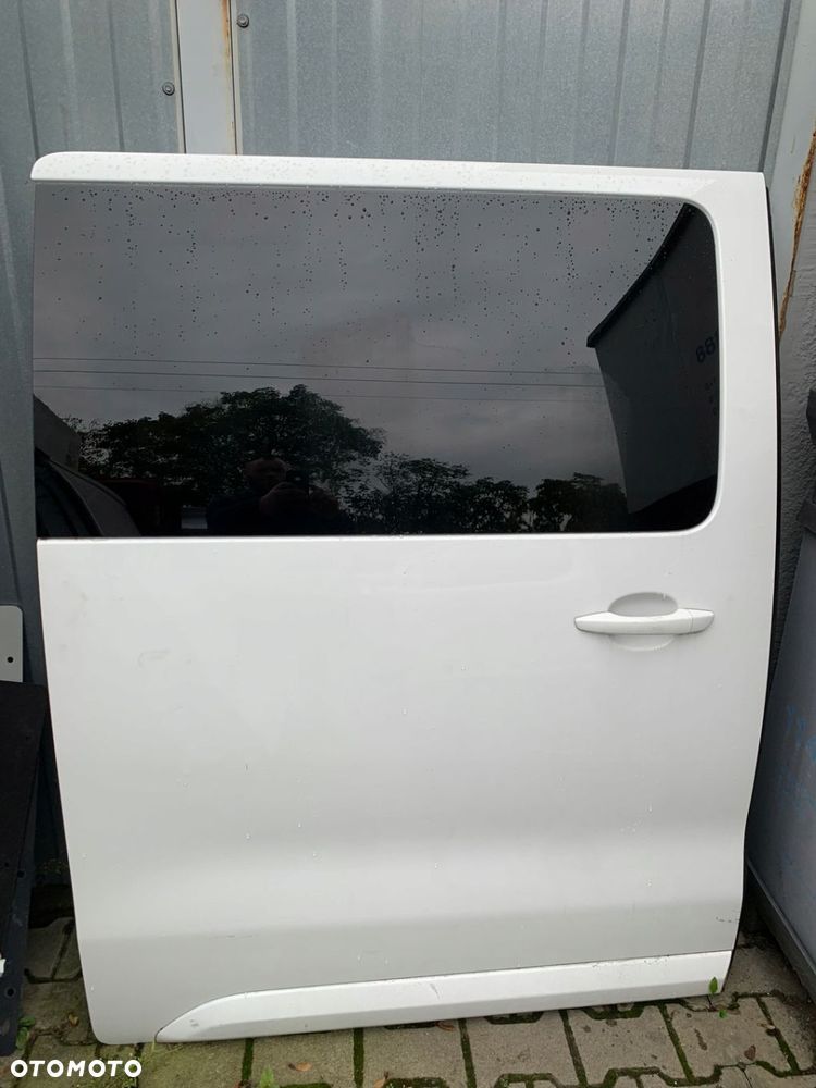 Drzwi Prawe Przesuwne Jumpy Expert Vivaro 2017-2024 - 1