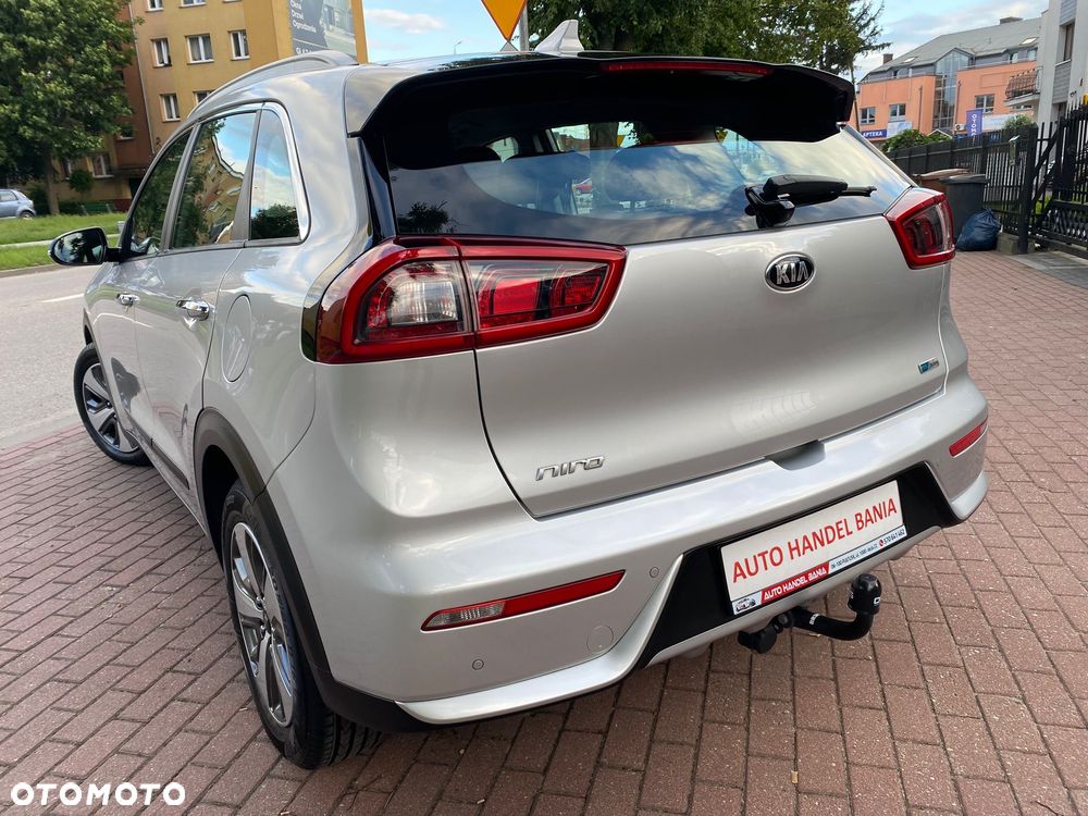 Kia Niro 1.6 GDI Hybrid M - 26