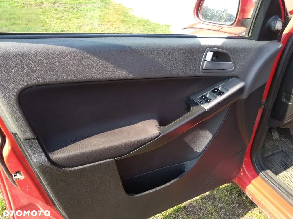 Tata Indica Vista 1.4 Safire - 12