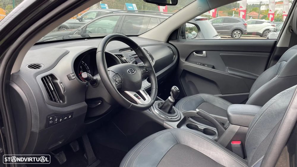 Kia Sportage 1.7 CRDI ISG TX - 9