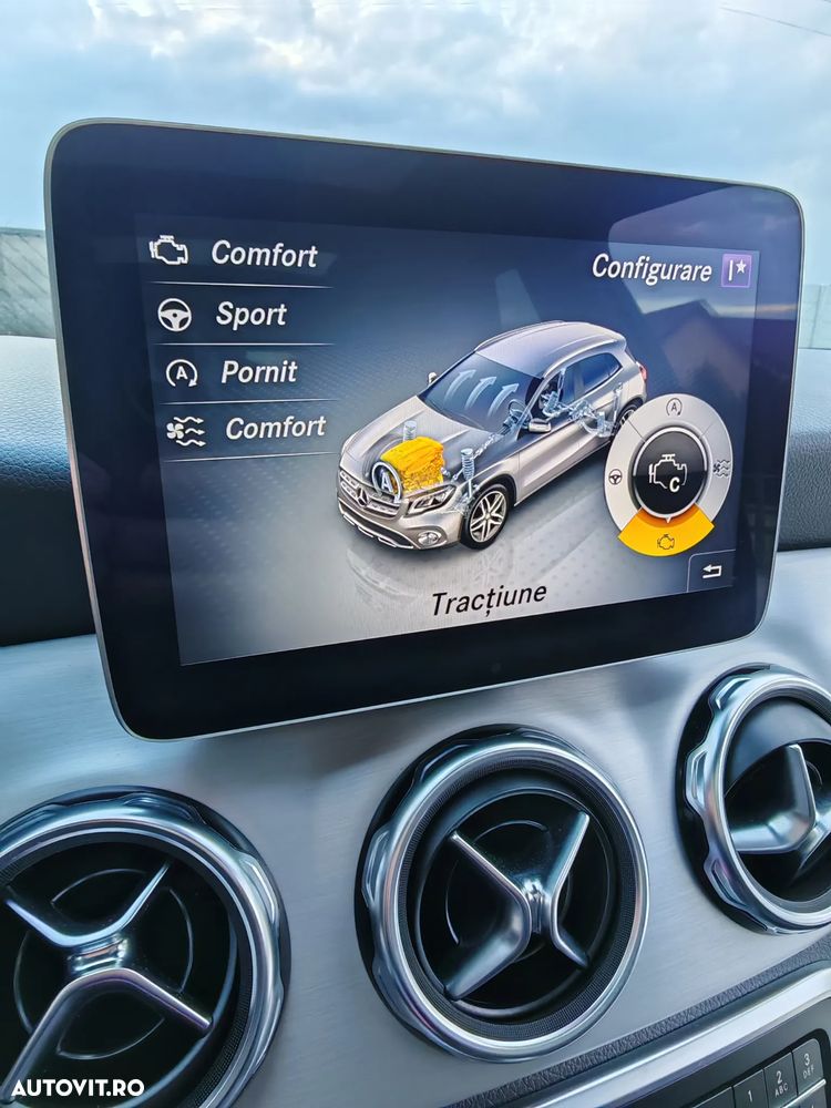 Mercedes-Benz GLA 200 7G-DCT AMG Line - 14