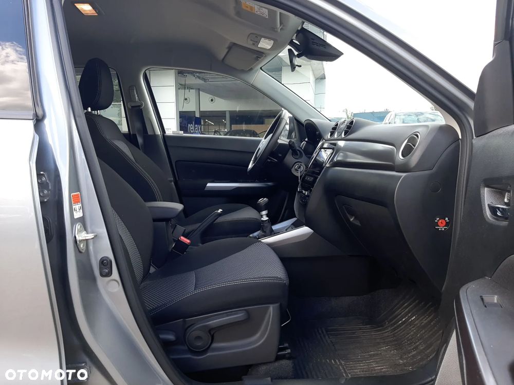 Suzuki Vitara 1.4 Boosterjet mHEV Elegance 2WD - 19