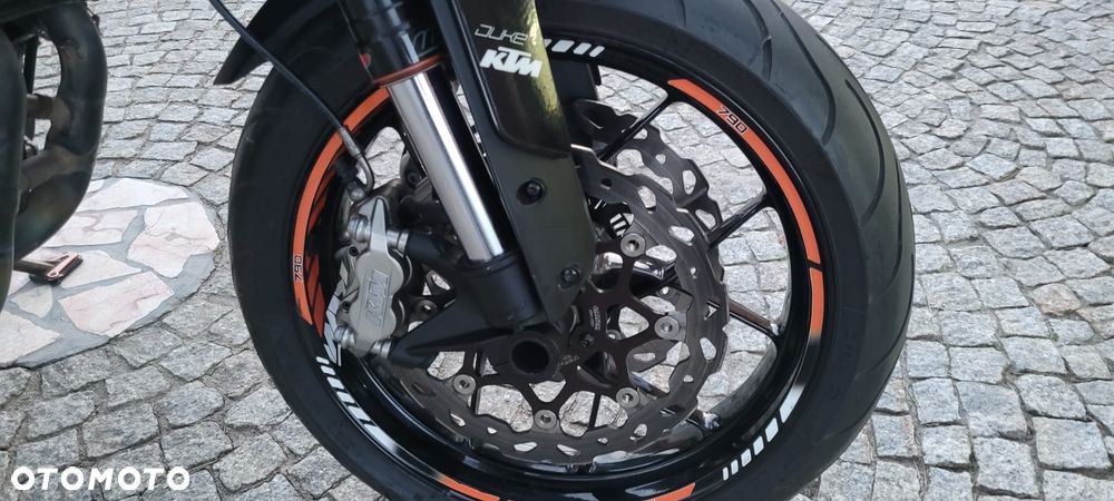 KTM Duke 790 - 3