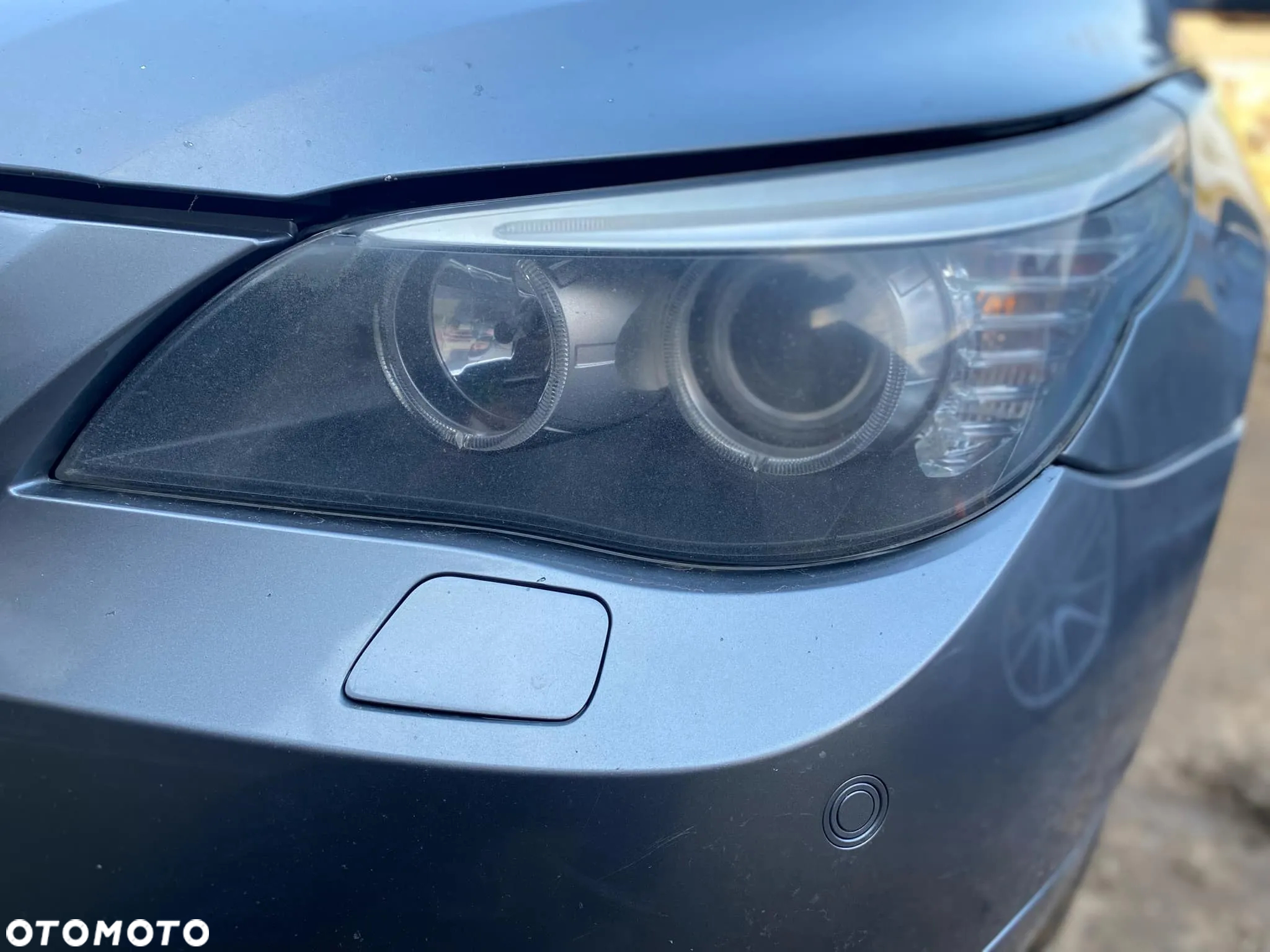 BMW E60 A52/7 Spacegrau Metallic Przód Lampy N47D20 177km - 2
