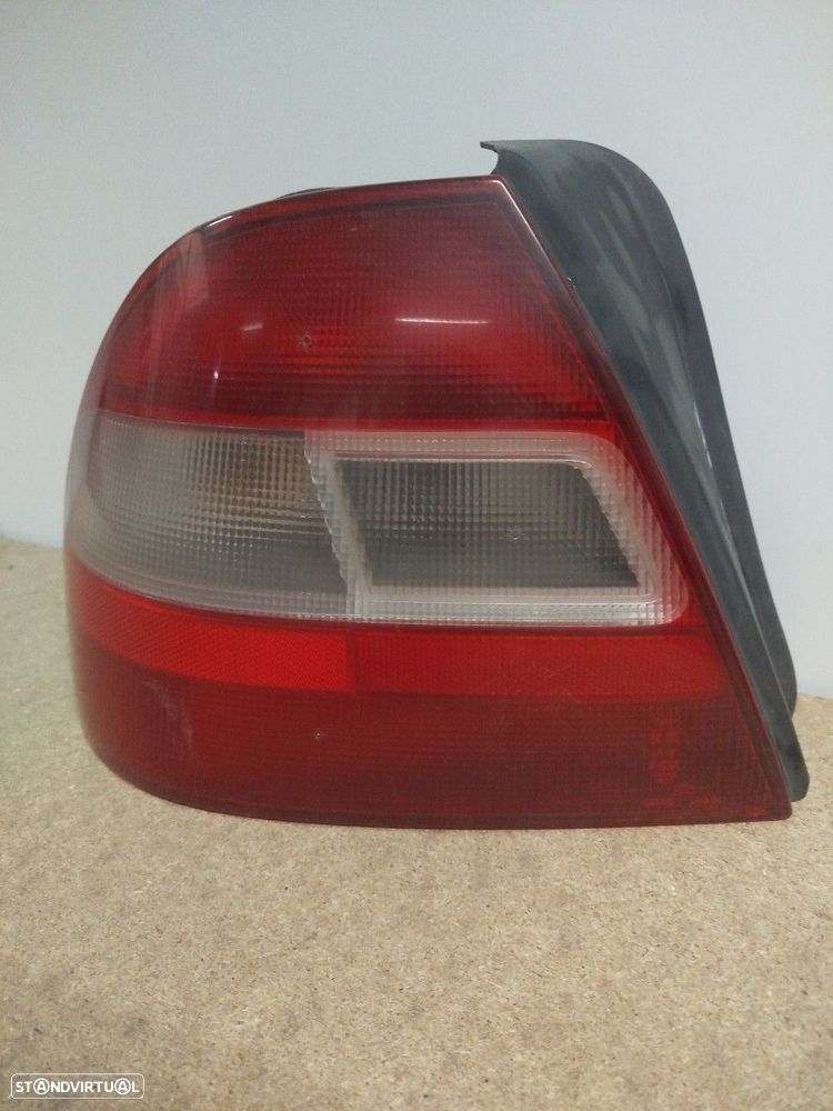 Farolim Stop Esq Honda Civic Vi Fastback (Ma, Mb) - 1
