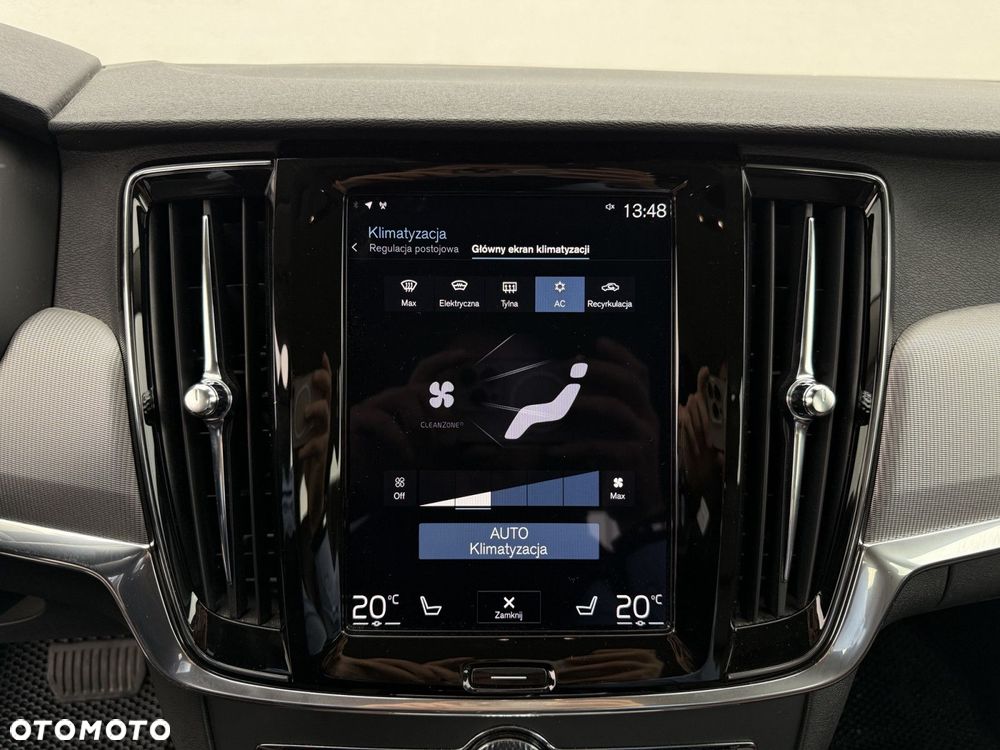 Volvo V90 Cross Country - 21