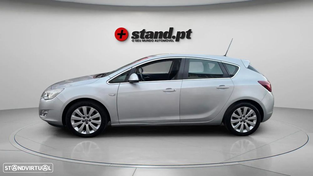 Opel Astra 1.3 CDTI Cosmo - 4