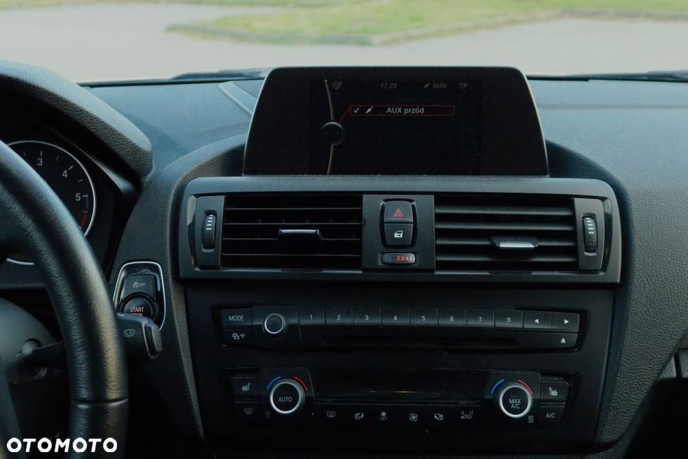 BMW Seria 1 116d - 4