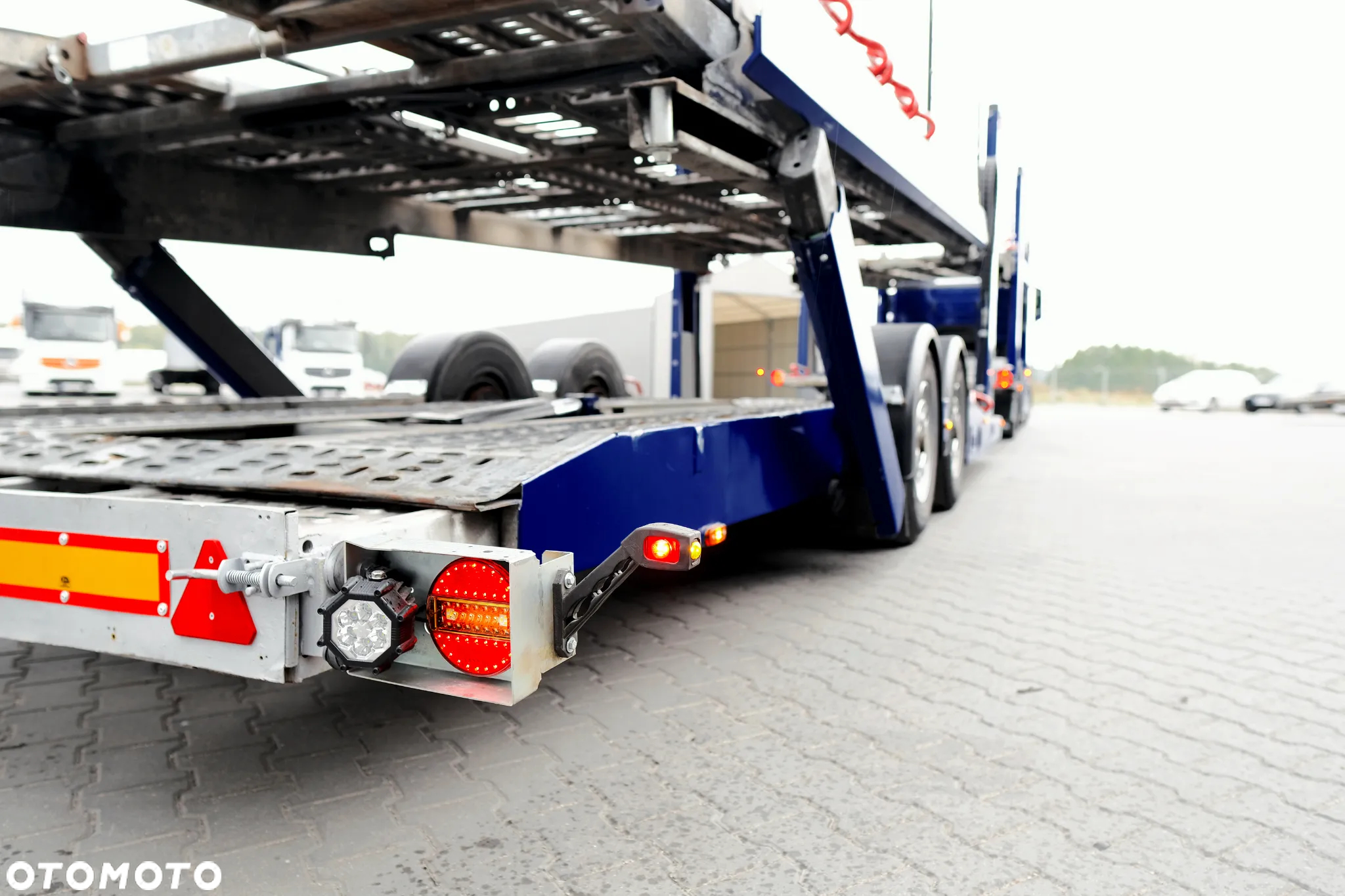 Mercedes-Benz Actros - 7