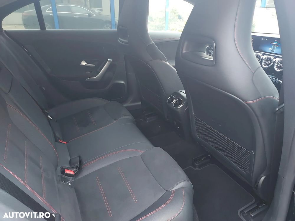Mercedes-Benz CLA 250 - 15