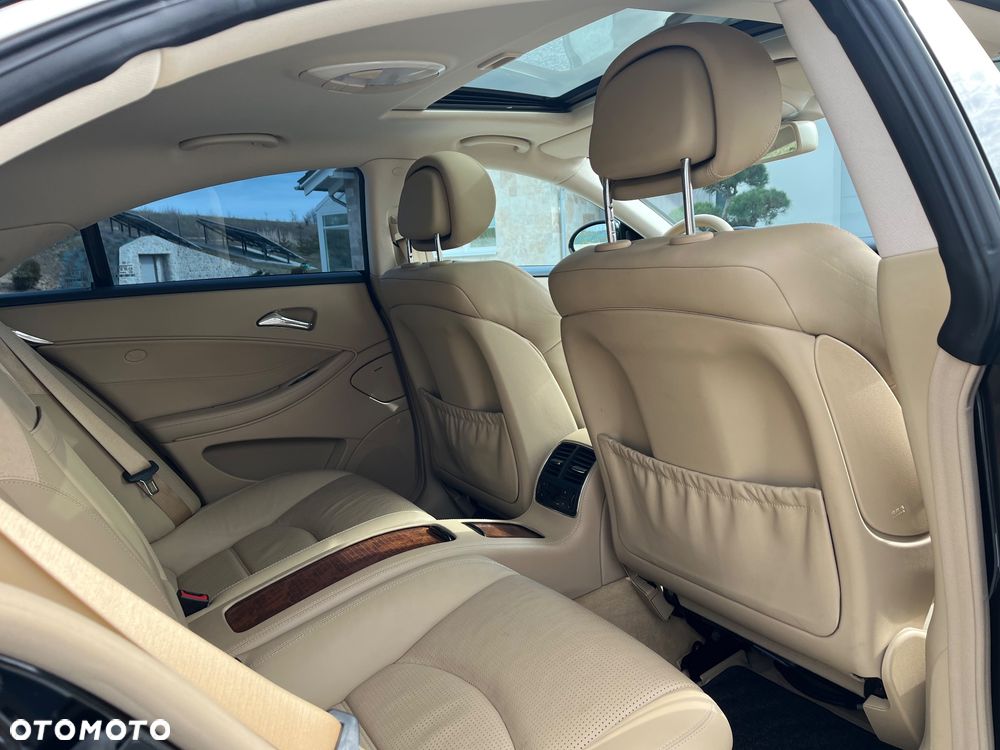 Mercedes-Benz CLS 63 AMG 7G-TRONIC - 28