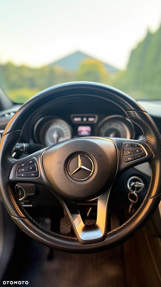Mercedes-Benz CLA 200 Peak Edition - 10