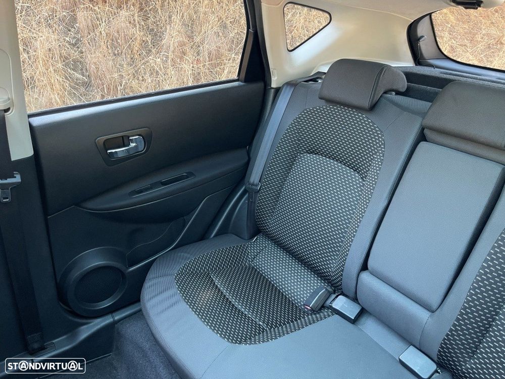 Nissan Qashqai 1.5 dCi Tekna Premium 17 - 38