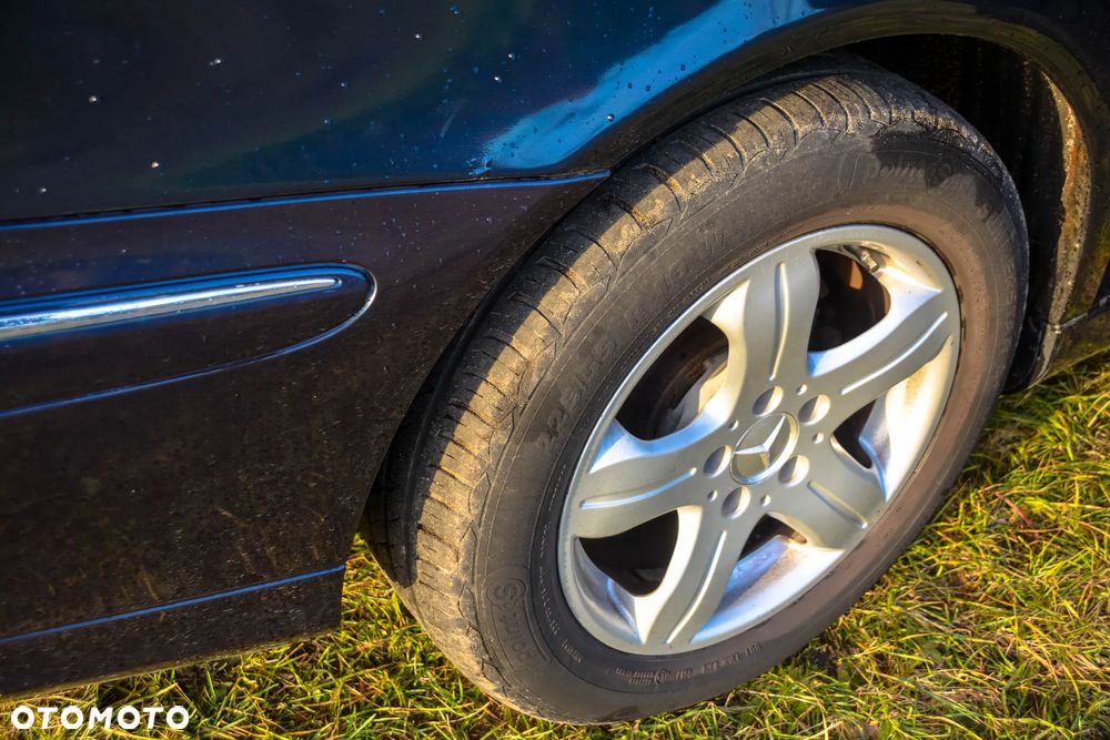 Mercedes-Benz Klasa E 200 T CDI Automatik Elegance - 19