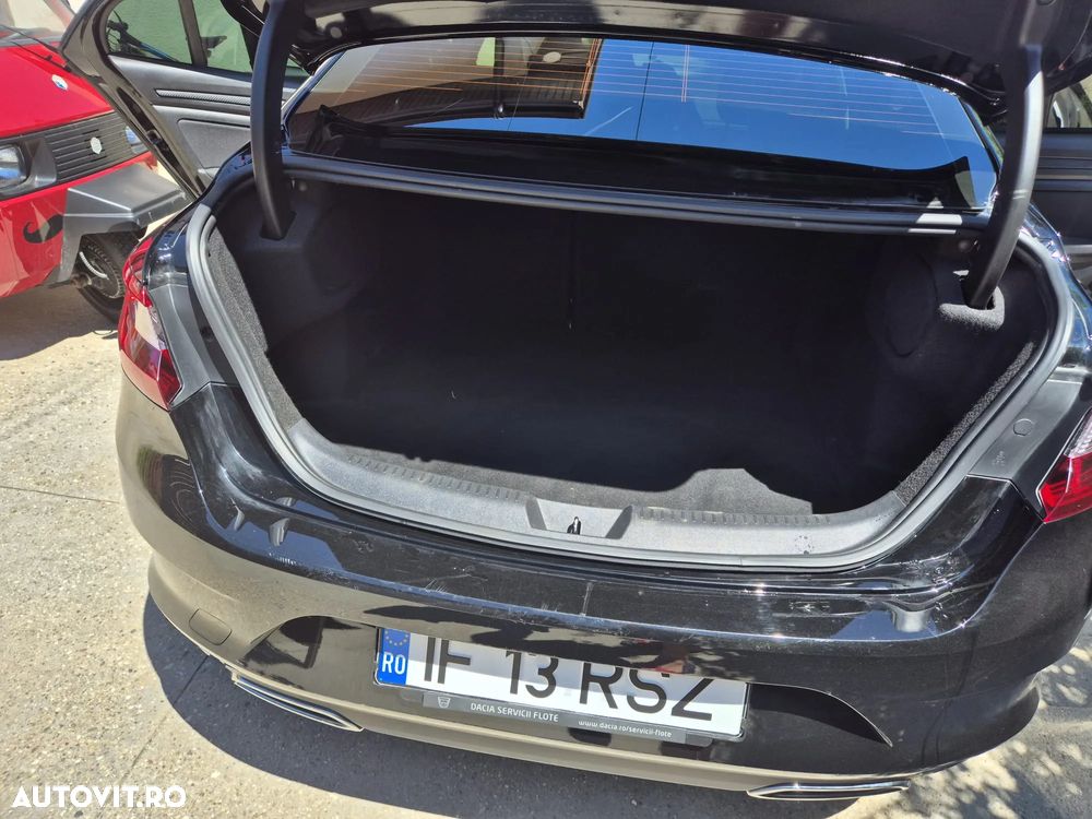 Renault Megane TCE 140 Equilibre - 22