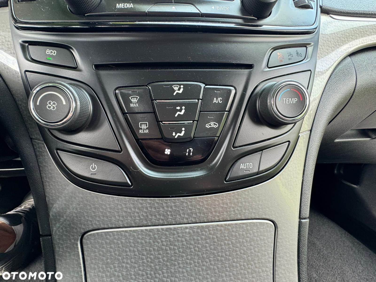 Opel Insignia 2.0 CDTI Innovation - 34