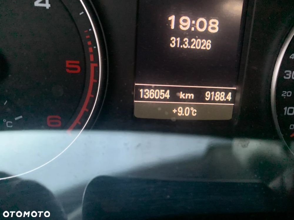 Audi Q3 2.0 TDI Design - 7