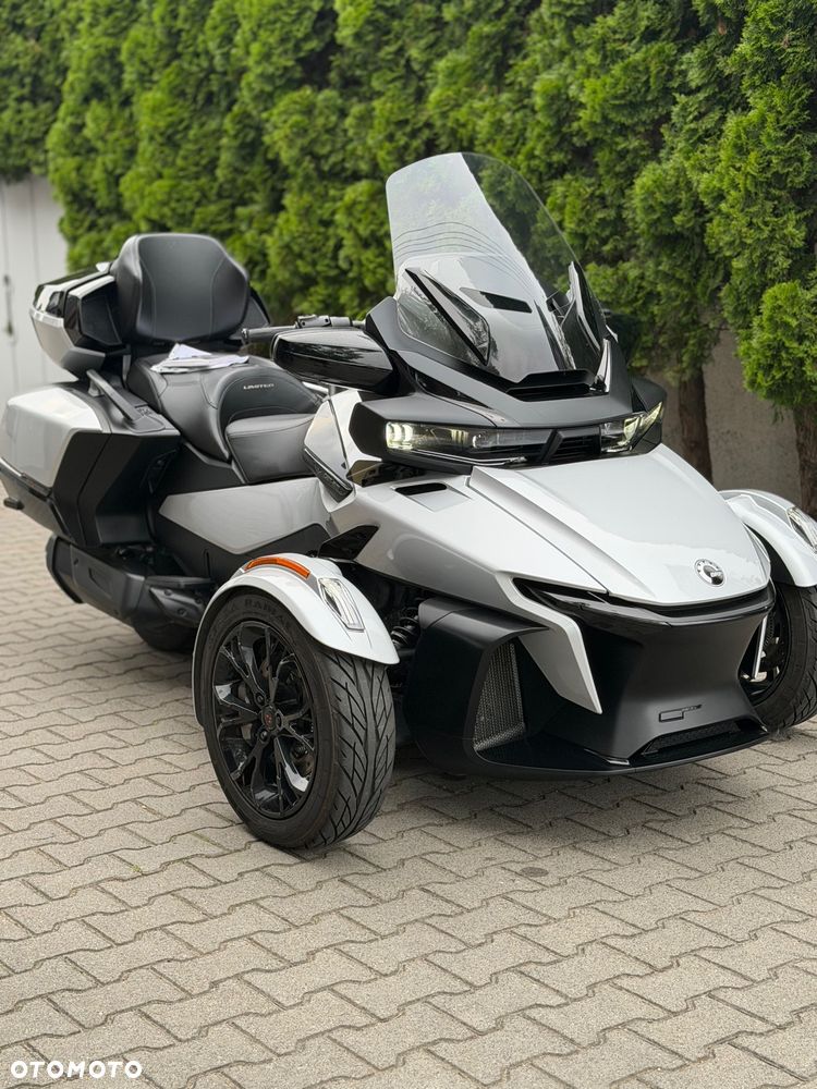 Can-Am Spyder - 5