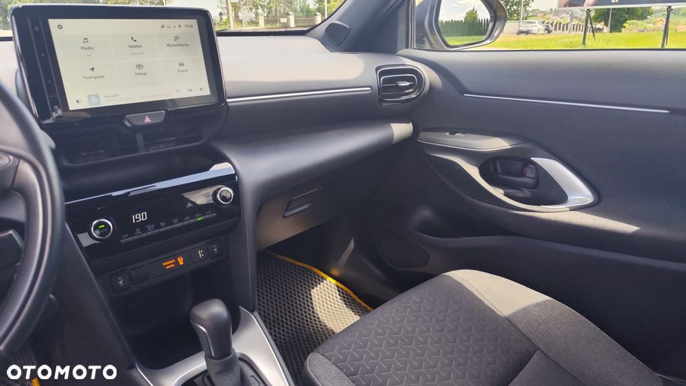 Toyota Yaris Cross Hybrid 1.5 Comfort - 13