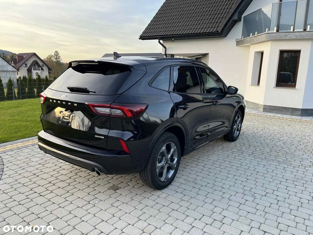 Ford Kuga 1.5 EcoBoost ST-LINE - 3