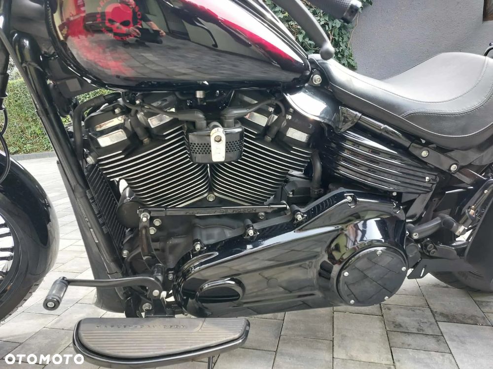 Harley-Davidson Softail Heritage Classic - 30