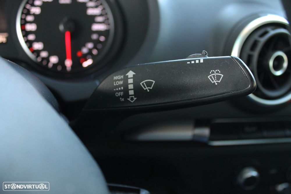 Audi A3 Limousine 1.6 TDI Sport - 14