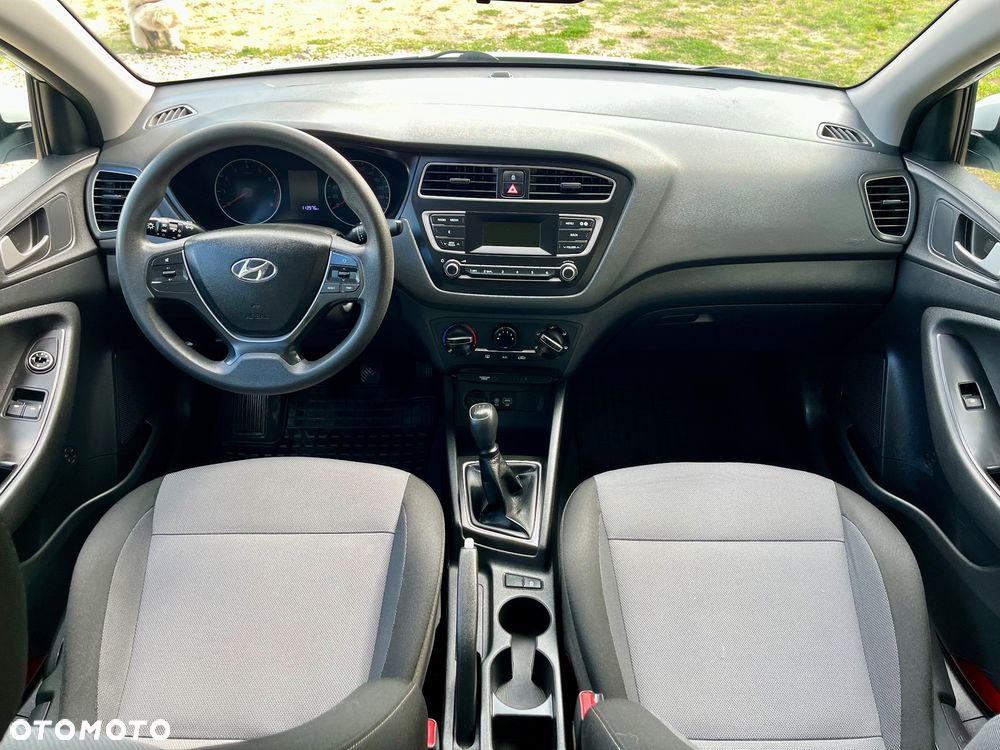 Hyundai i20 1.2 Classic Plus - 11