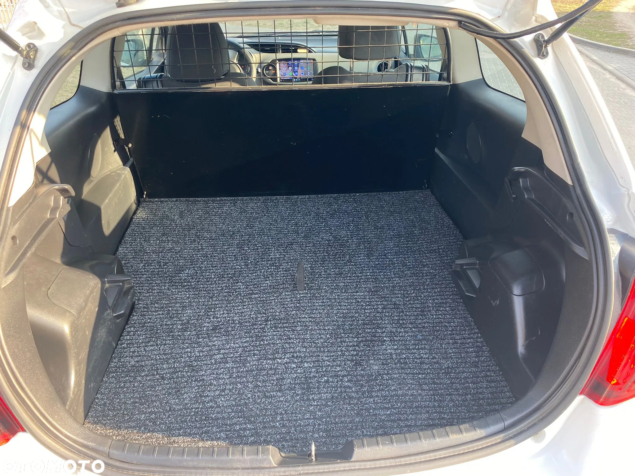 Toyota Yaris - 6