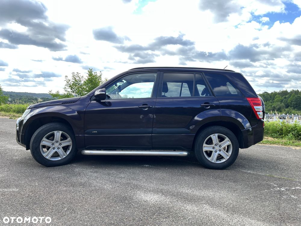 Suzuki Grand Vitara 2.4 De Luxe - 2
