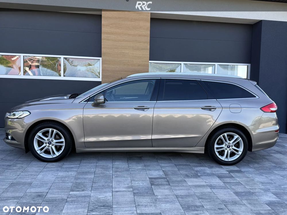 Ford Mondeo 2.0 TDCi Titanium PowerShift - 11