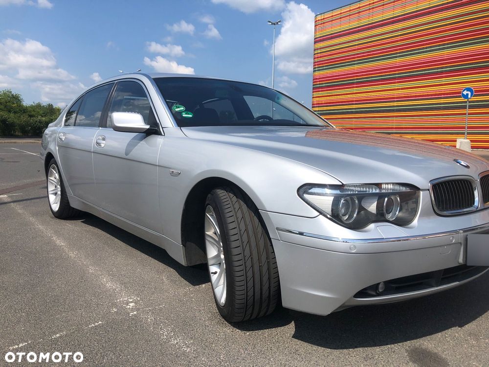BMW Seria 7 745i L - 1