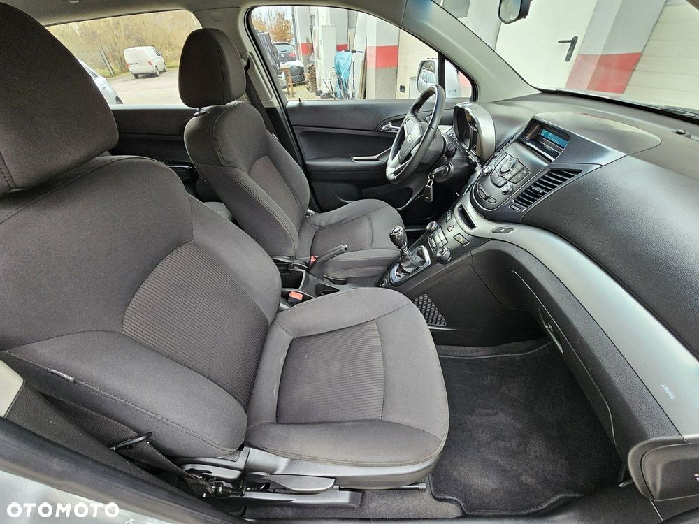Chevrolet Orlando 1.8 LT+ - 28