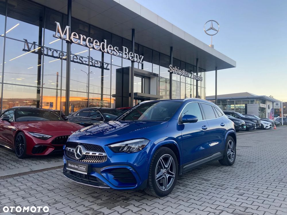 Mercedes-Benz GLA 200 AMG Line - 1