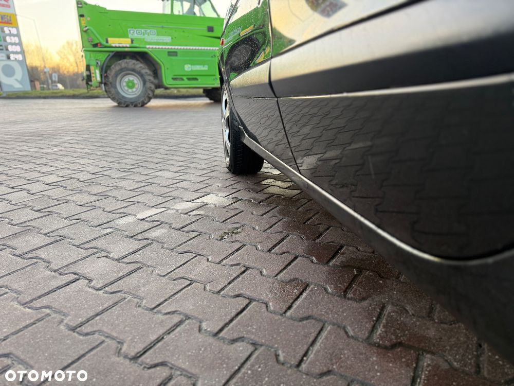 Renault Megane 1.6 Privilege - 24