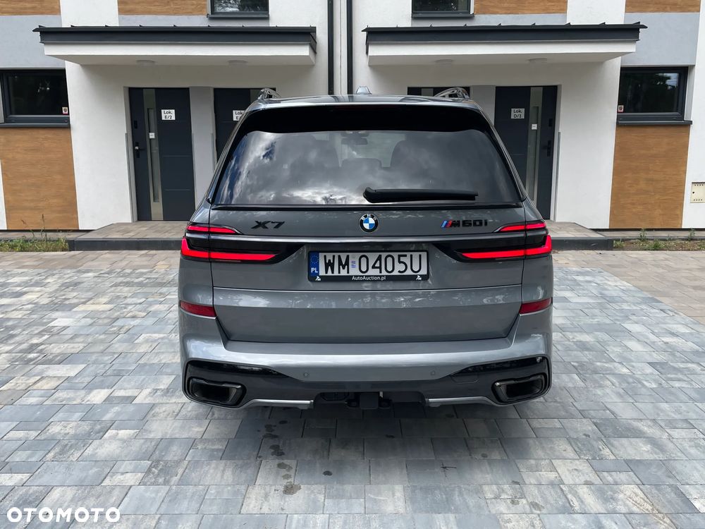 BMW X7 xDrive40i - 9