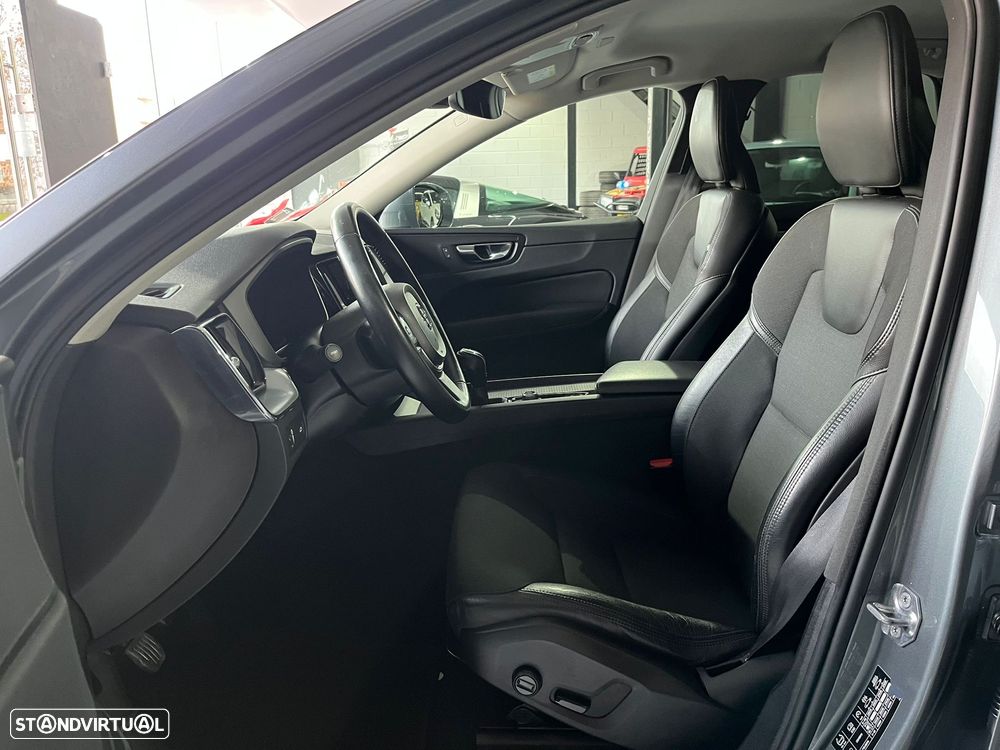 Volvo XC 60 2.0 D4 Momentum Plus - 11