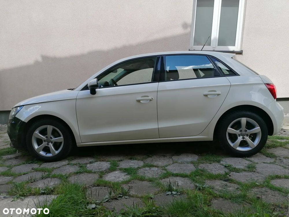 Audi A1 Sportback 1.2 TFSI Attraction - 5